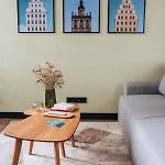 Apartmán Cozy Old Town With Riverview In Historic Area, Unique Peaceful And Location