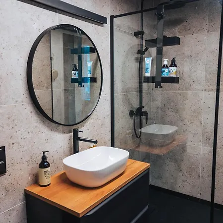 Wroclawguide Riverview Old Town - Gemuetliche Mit Flussblick In Bester Lage *