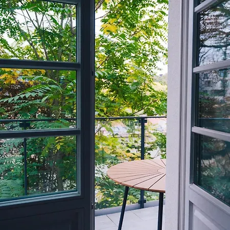 Cozy Old Town With Riverview In Historic Area, Unique Peaceful And Location Apartment